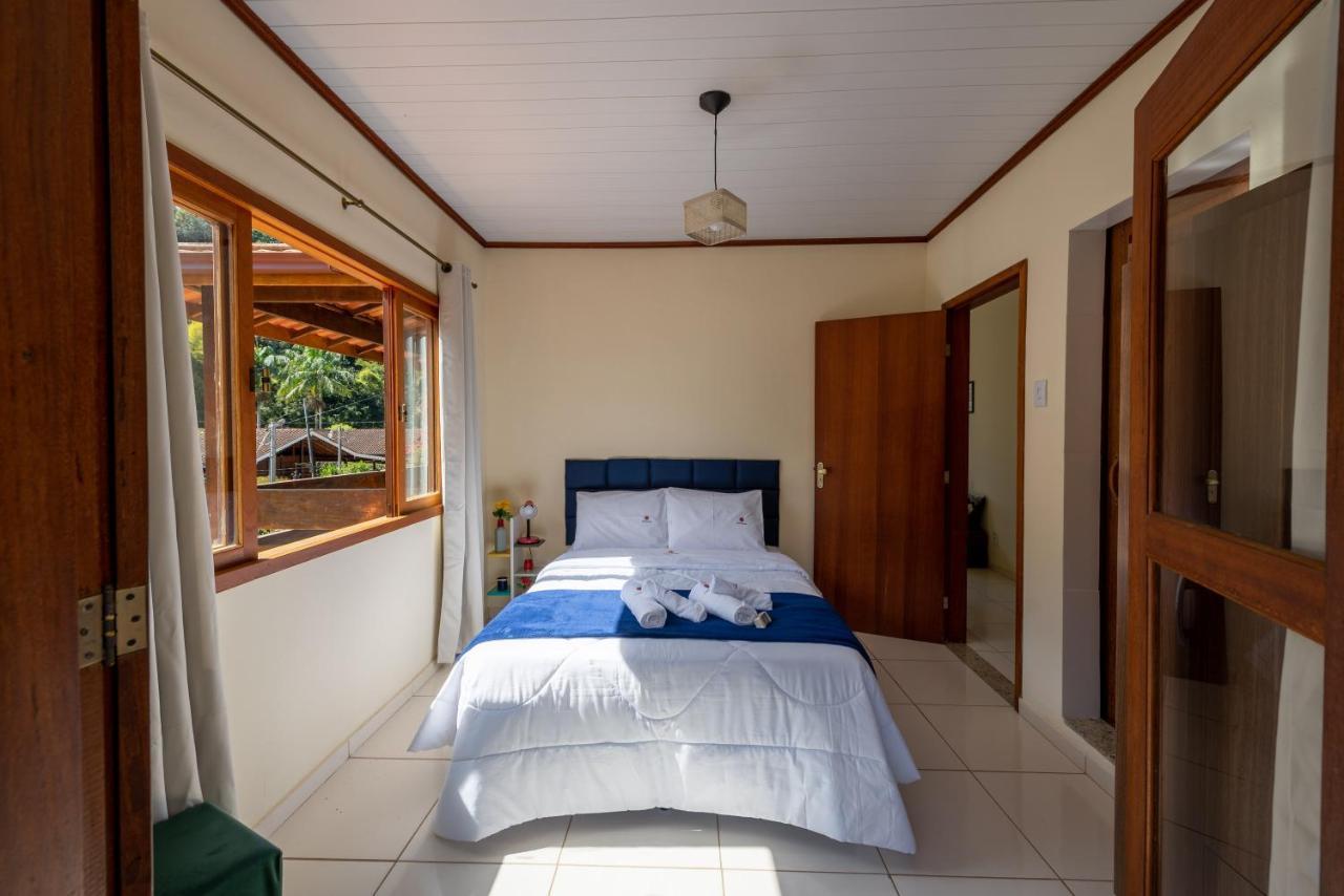 Casa Di Maria 4 Quartos A 500M Centro - Sauna, Piscina, Fogao A Lenha, Churrasqueira - Acesso Privativo Ao Ao Rio - Ideal Para Familias Nova Friburgo Zewnętrze zdjęcie